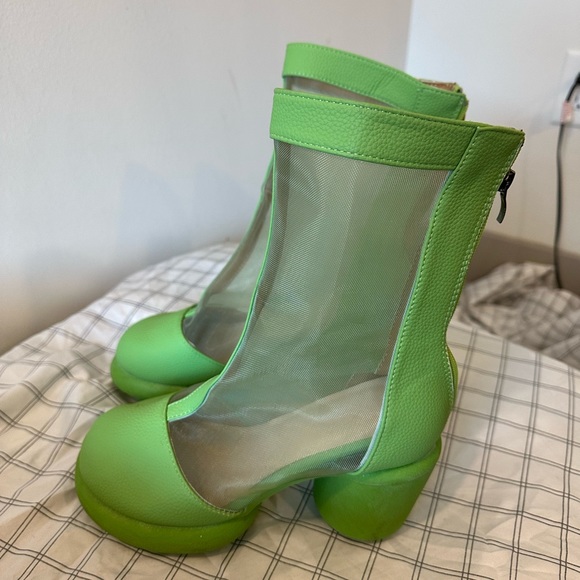 Green cute spring boots - Picture 1 of 3